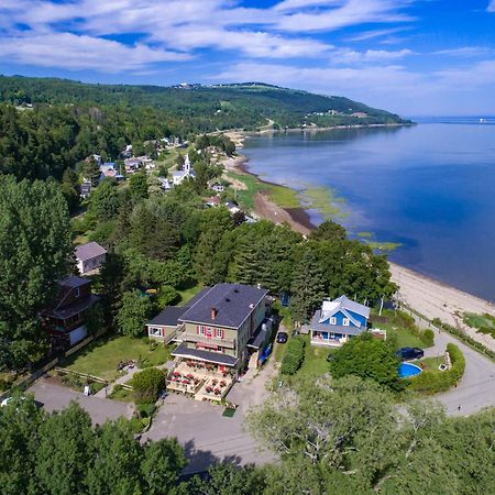 Auberge De La Rive De Charlevoix - Auberge De Jeunesse Familiale Pour Voyageurs De Tous Ages Saint-Joseph-de-la-Rive Dış mekan fotoğraf